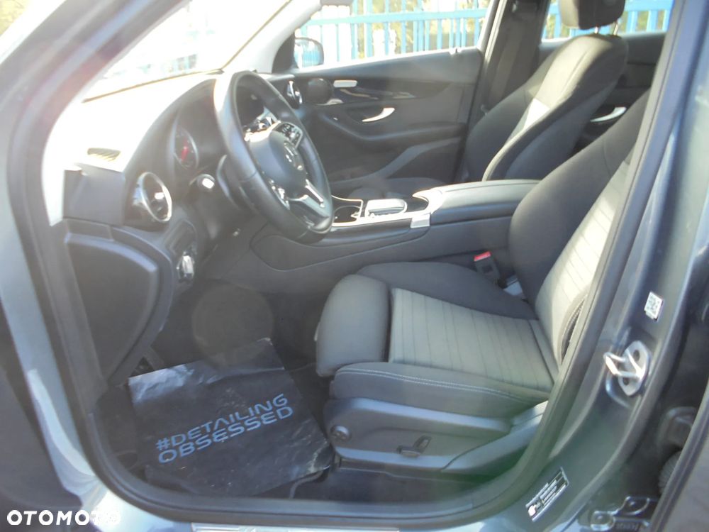 Mercedes-Benz GLC 300 de 4Matic 9G-TRONIC - 35