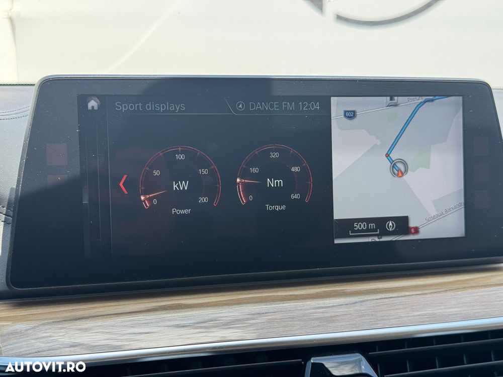 BMW Seria 5 525d AT - 38