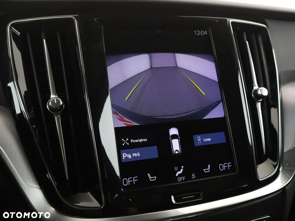 Volvo V60 D3 Momentum Pro - 25