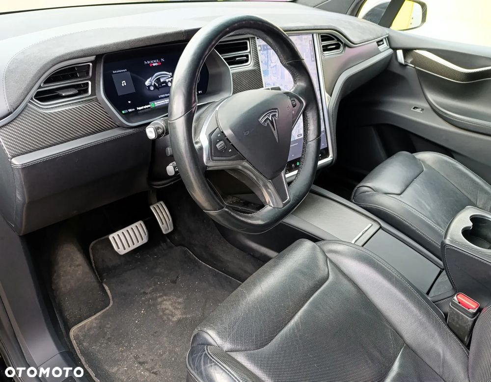 Tesla Model X Performance - 3