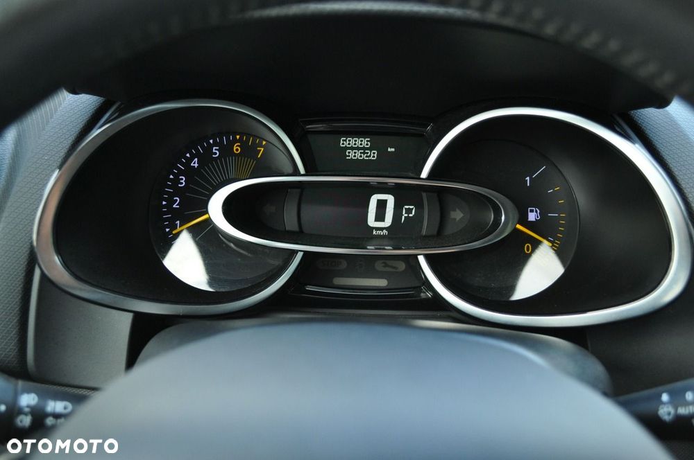 Renault Clio 1.2 TCe Limited EDC - 20