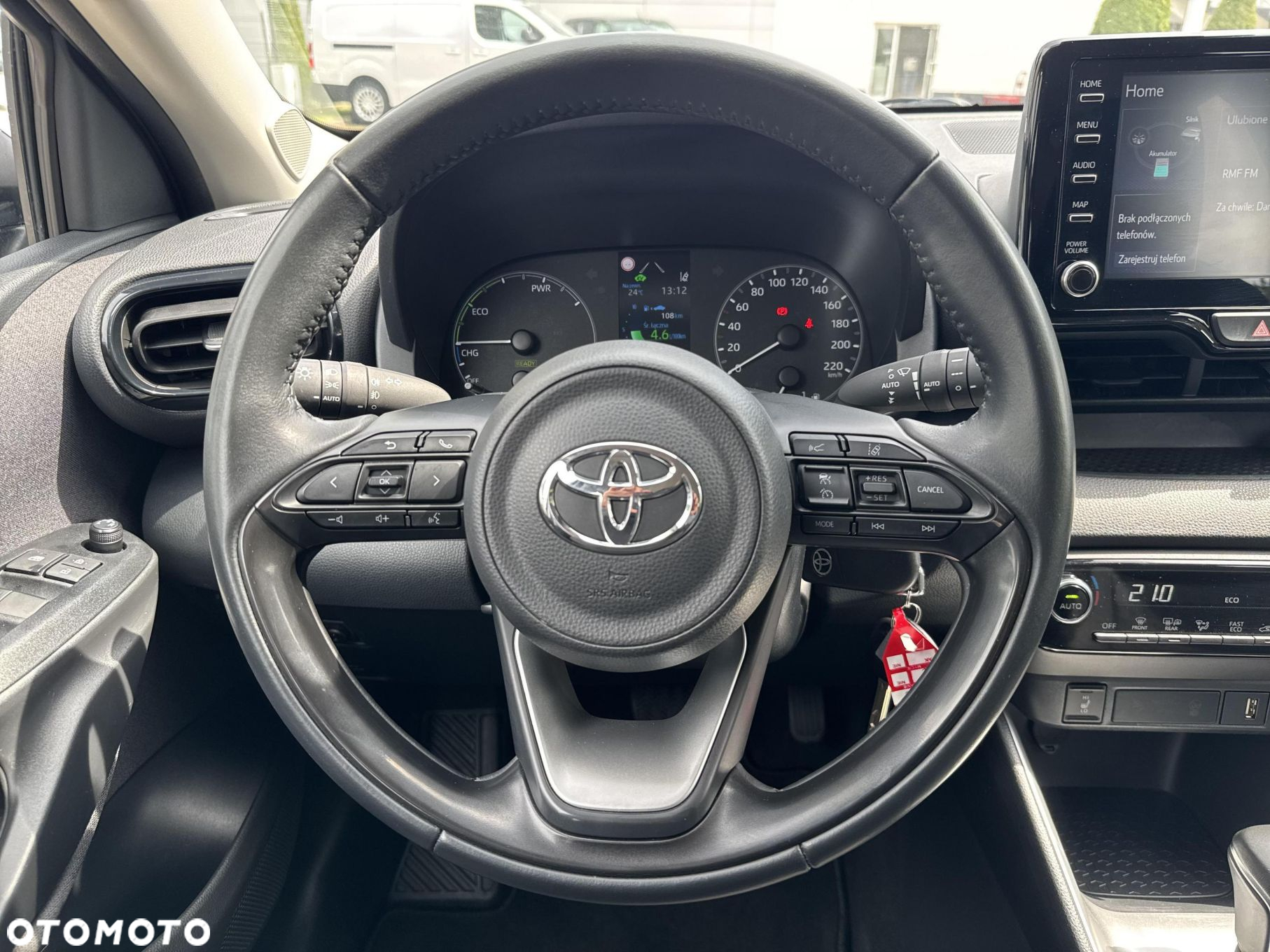 Toyota Yaris - 18