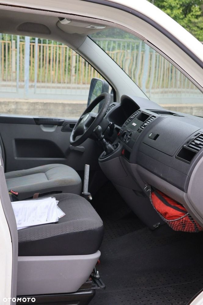 Volkswagen Transporter - 5