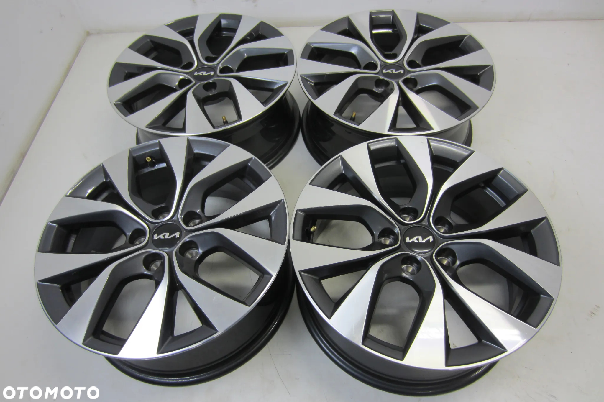 FELGI ALUMINIOWE 17 KIA SPORTAGE NIRO CEED PROCEED X-CEED CARENS VENGA SOUL OPIRUS HYUNDAI - 3