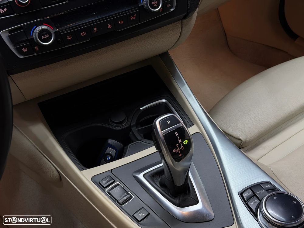 BMW 225 d Coupe Pack M Auto - 7