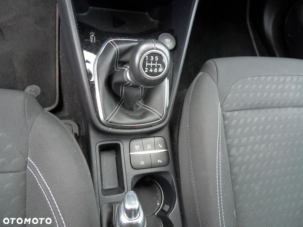 Ford Fiesta 1.0 EcoBoost S&S TITANIUM - 19