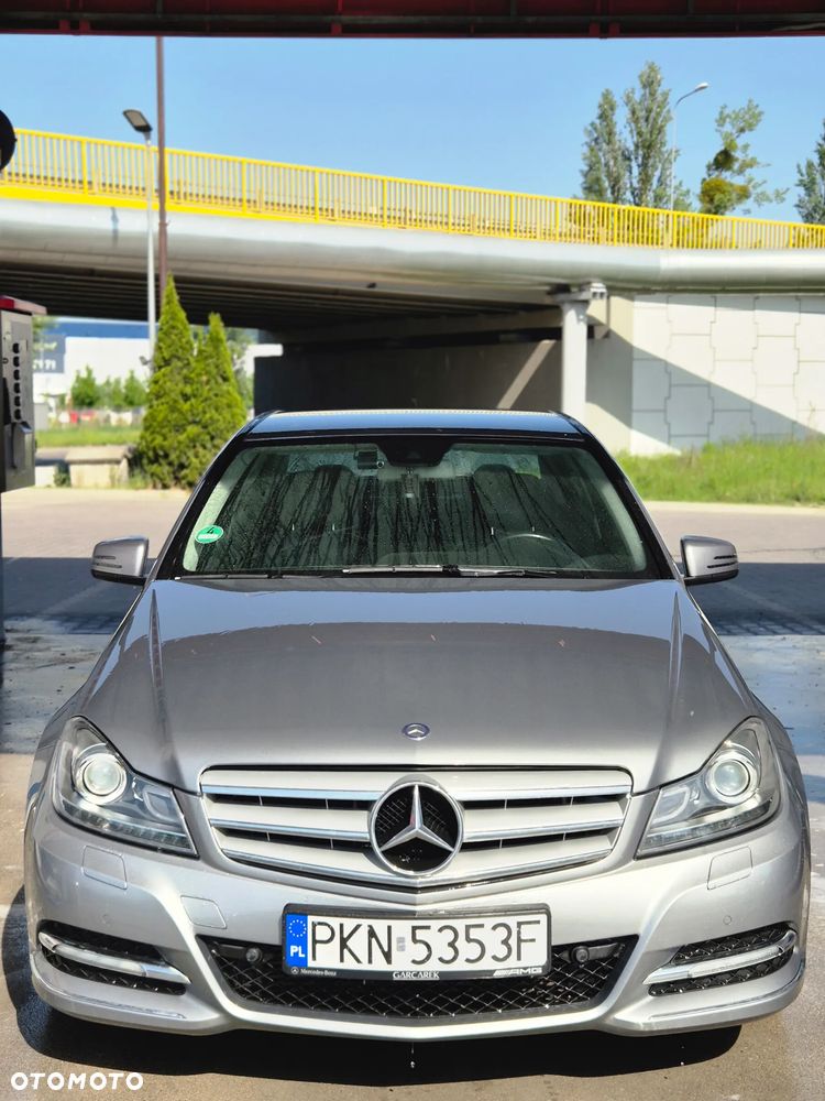 Mercedes-Benz Klasa C 180 CGI BlueEff Classic - 7