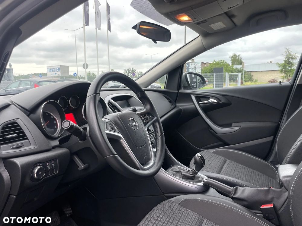 Opel Astra 1.4 T Enjoy EU6 - 7