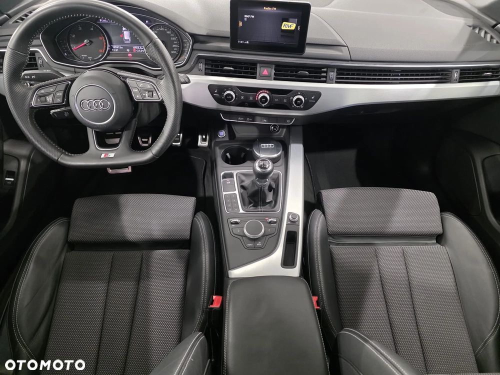 Audi A4 Avant - 33