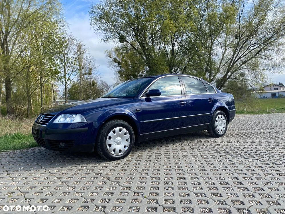 Volkswagen Passat - 2
