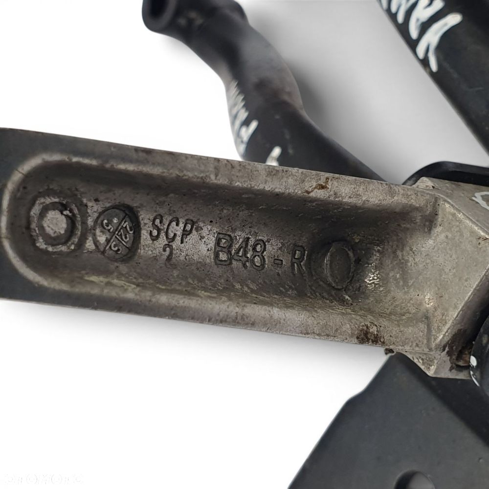 PRAWY TYLNY SET PODNÓZEK PASAŻERA Yamaha XSR 125 XSR125 Stopka B48-R - 11