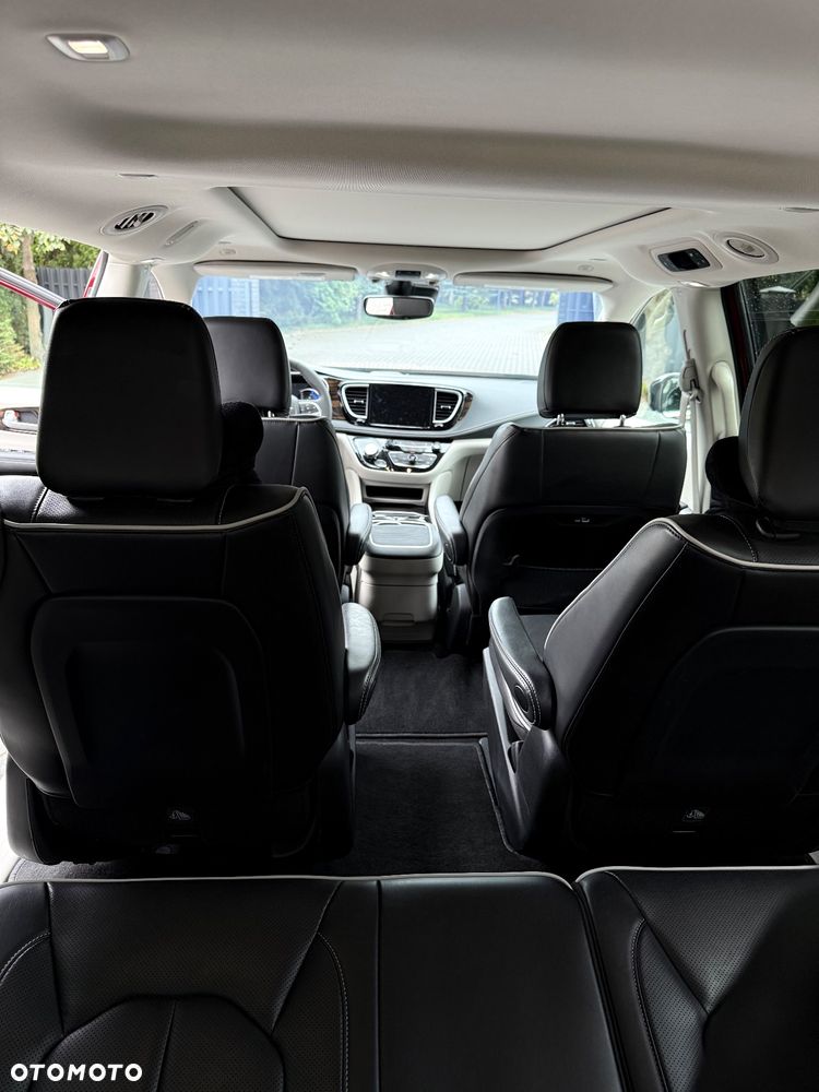 Chrysler Pacifica - 9
