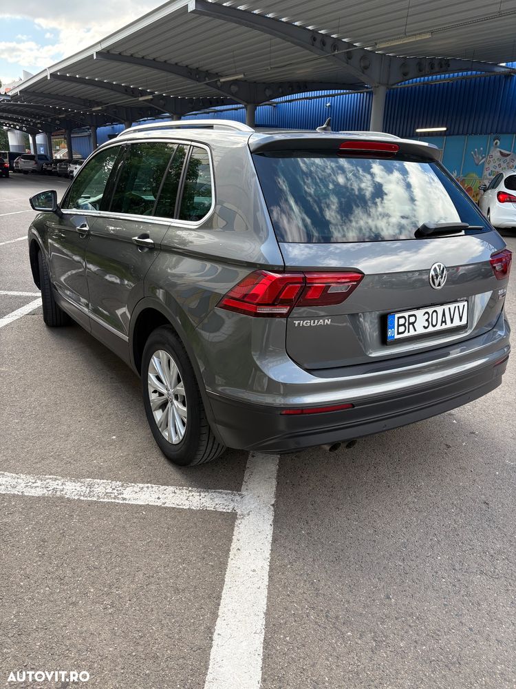 Volkswagen Tiguan 2.0 TDI SCR 4MOTION DSG Elegance - 3