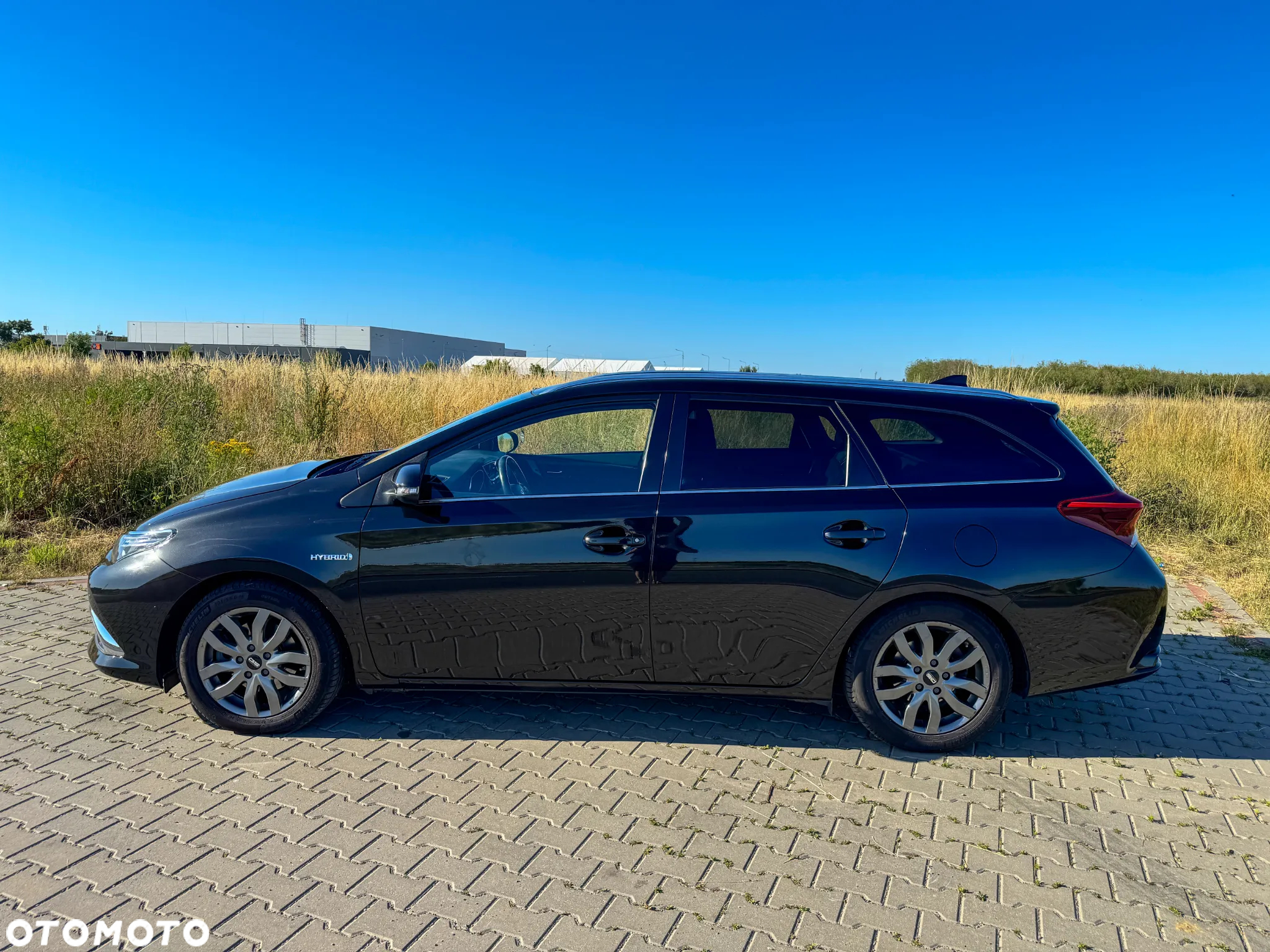 Toyota Auris Hybrid 135 Prestige - 9