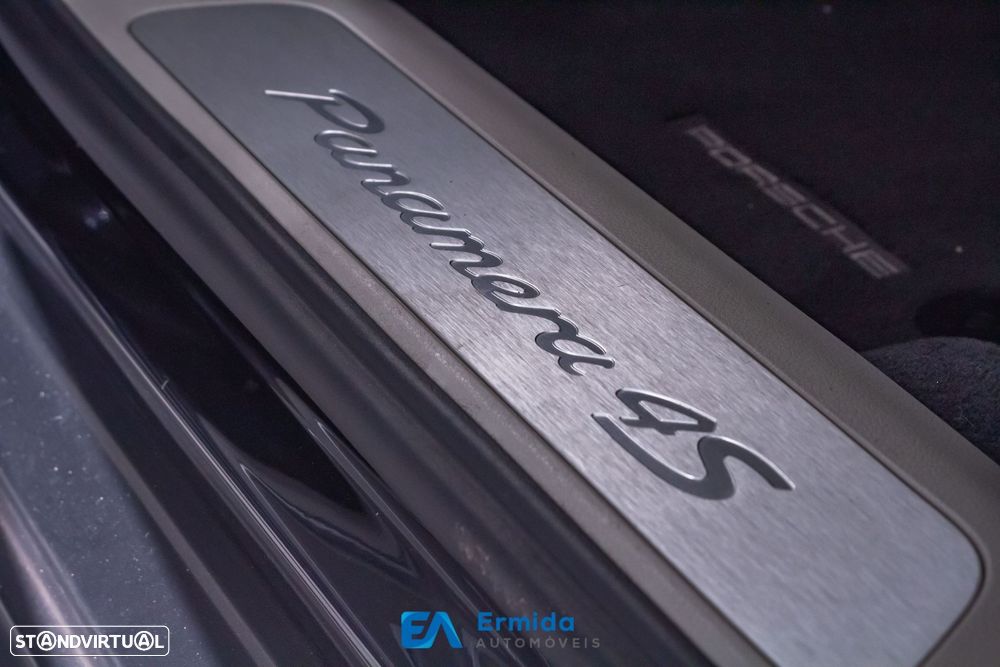 Porsche Panamera Sport Turismo - 43