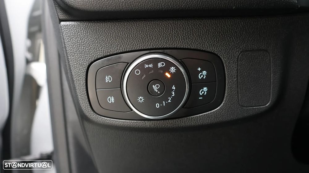 Ford Focus SW 1.5 TDCi EcoBlue ST-Line - 14