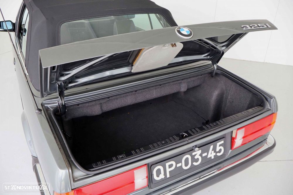 BMW 325 i Cabriolet - 9