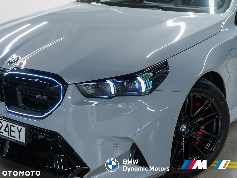 BMW M5 xDrive - 8