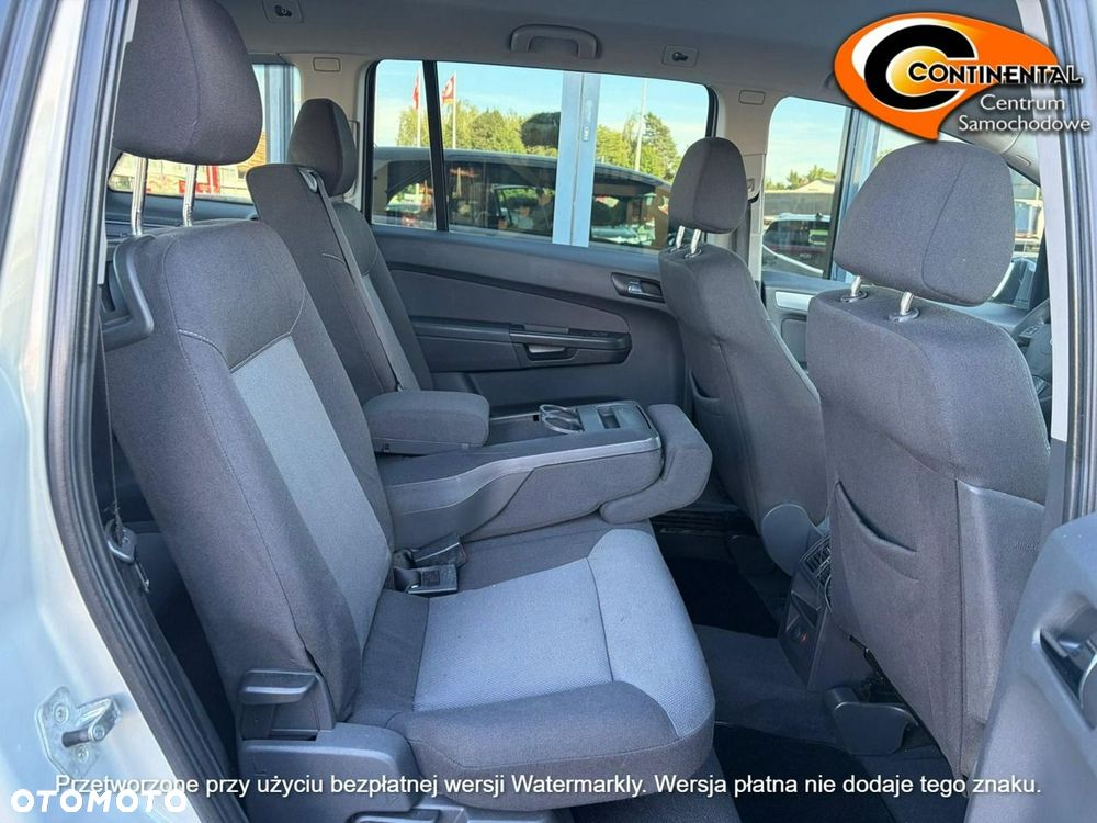 Opel Zafira - 8