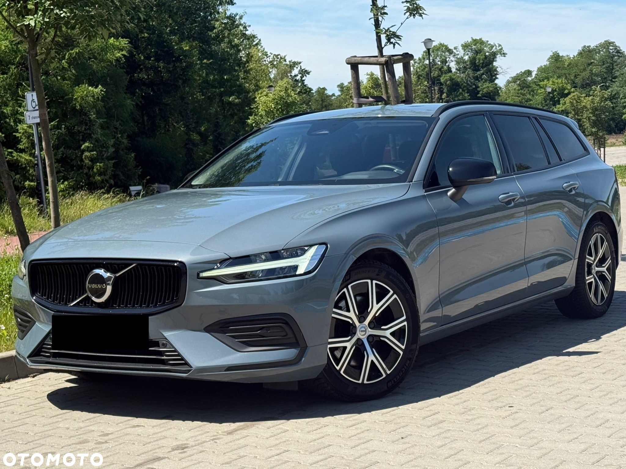 Volvo V60 B3 B Geartronic RDesign - 4