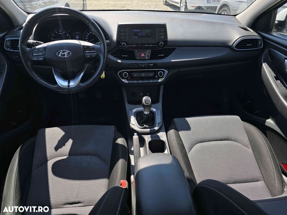 Hyundai i30 - 11