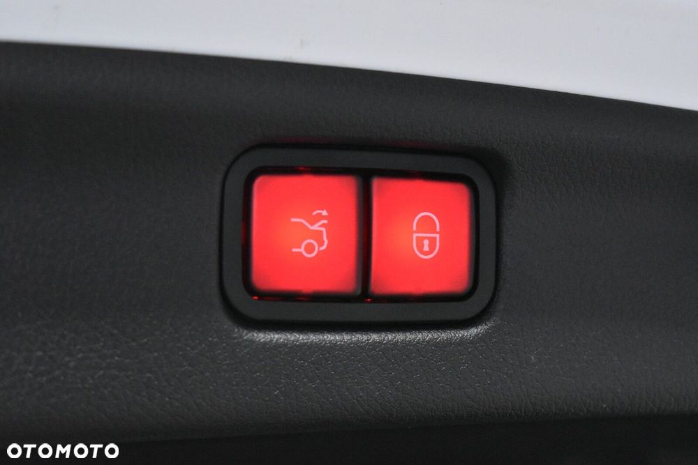 Mercedes-Benz Klasa C - 22