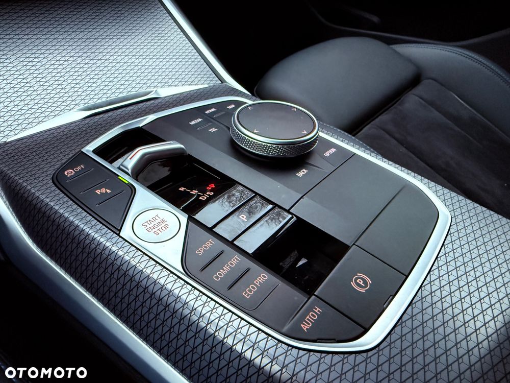 BMW Seria 3 320d xDrive M Sport Sport - 25