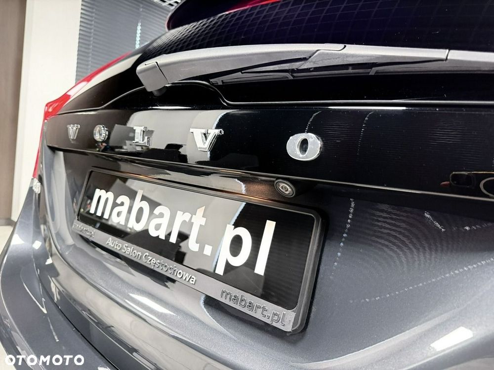 Volvo V60 D3 R-Design - 18
