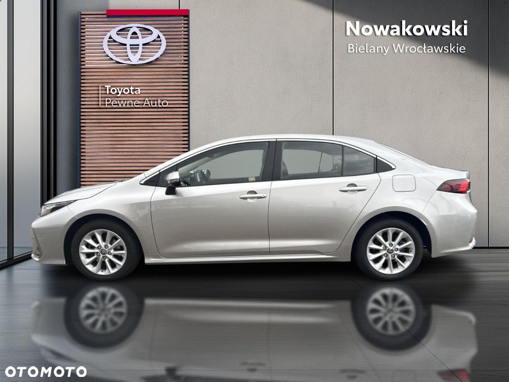 Toyota Corolla - 2