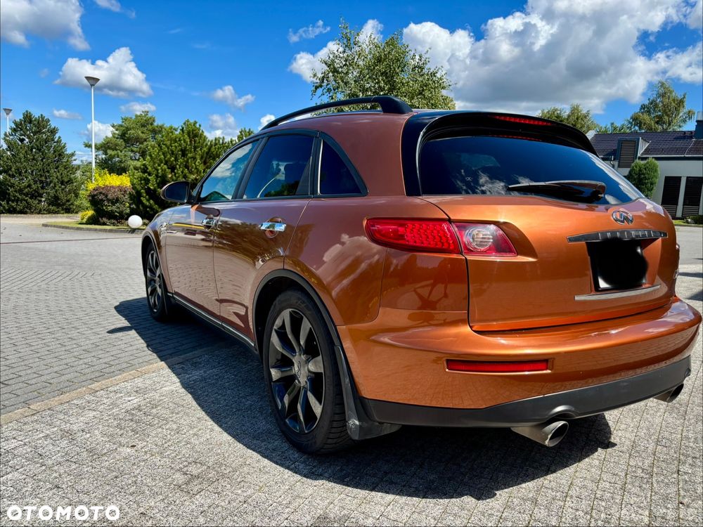 Infiniti FX - 13