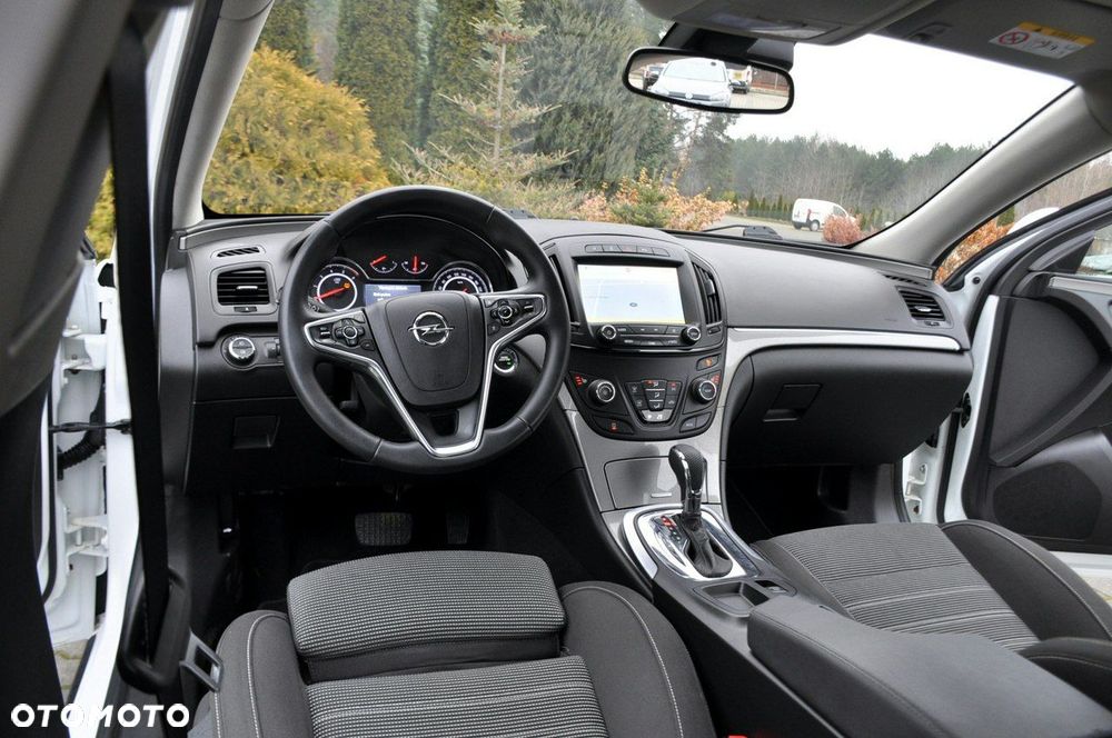 Opel Insignia - 28