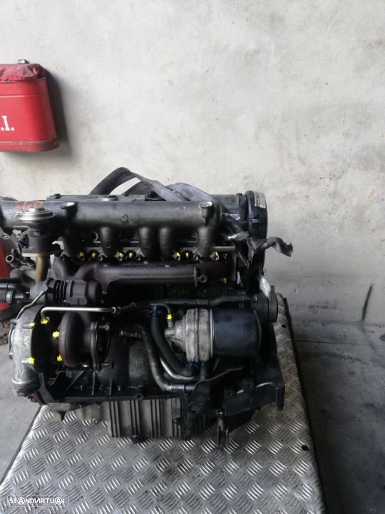 Motor Volvo V70 2.5Tdi ref: D5252T( VW transporter 2.5tdi) - 7