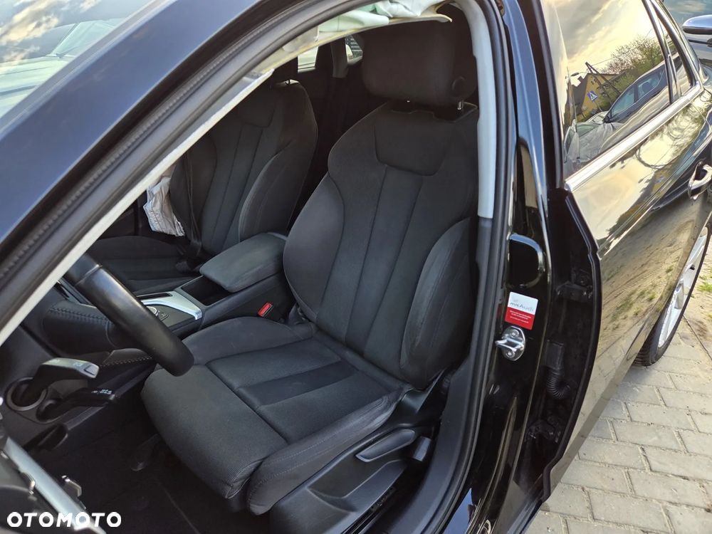 Audi A4 Limousine 1.4 TFSI Sport - 29