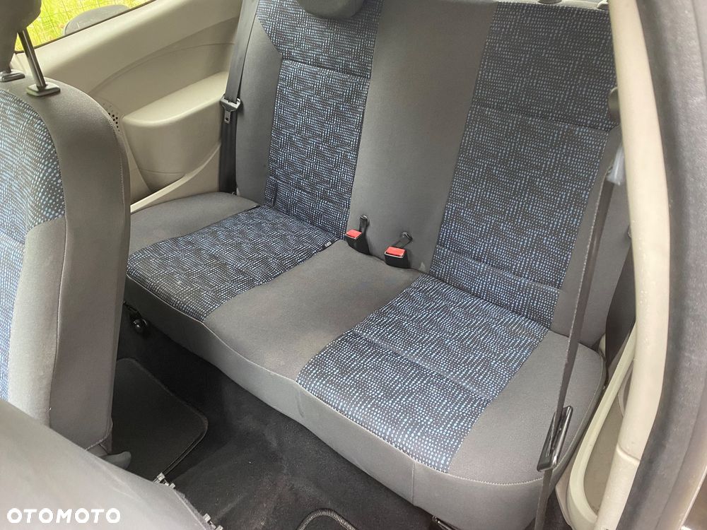 Renault Twingo 1.2 60 Authentique - 27