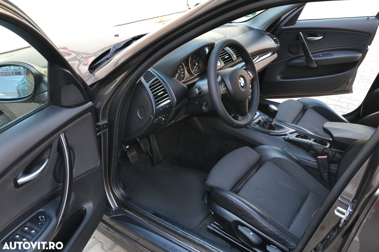 BMW Seria 1 118d DPF - 13