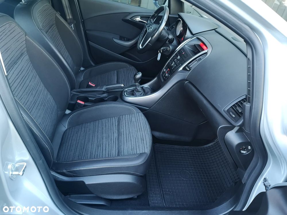 Opel Astra 1.4 T Enjoy - 25