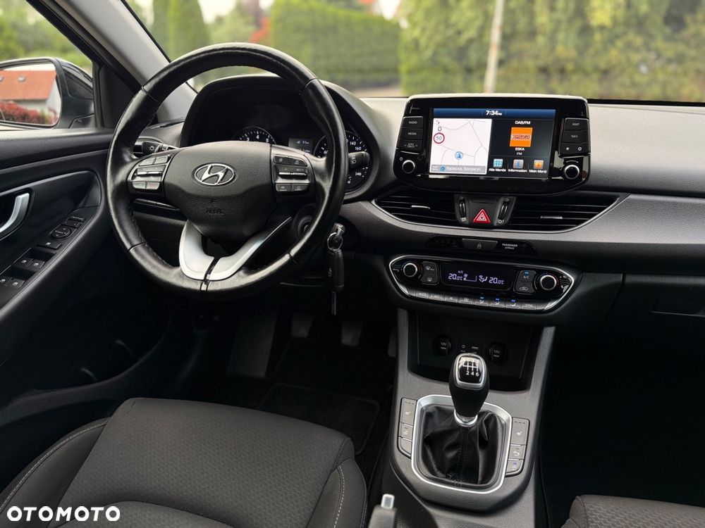 Hyundai i30 1.4 Premium - 19