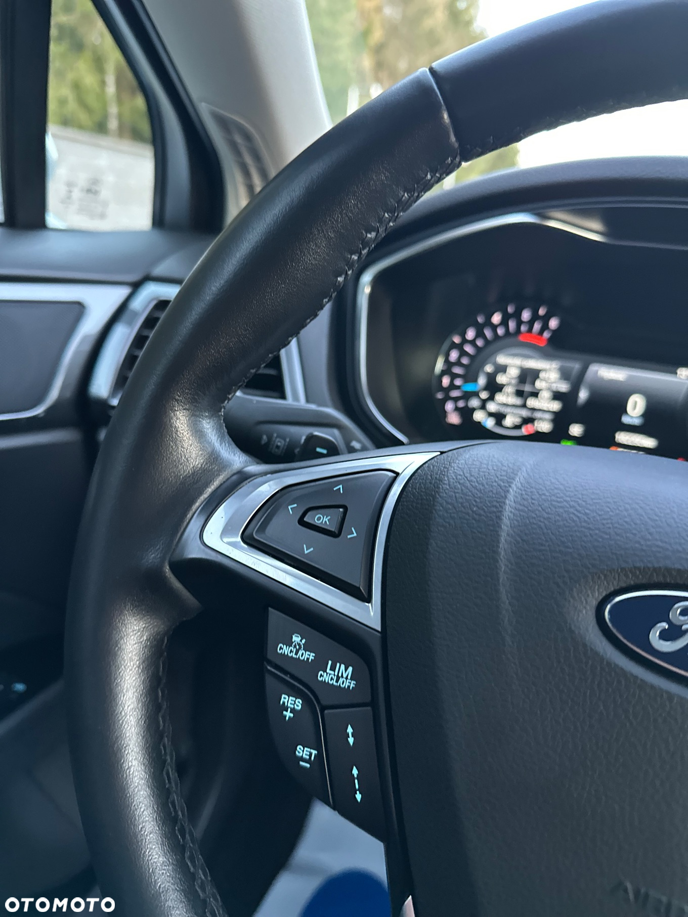Ford Mondeo 2.0 EcoBlue Titanium - 25
