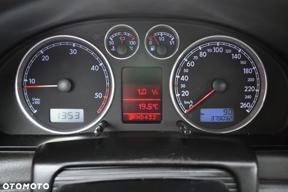 Volkswagen Passat Variant 1.9 TDI Comfortline Tiptr - 40