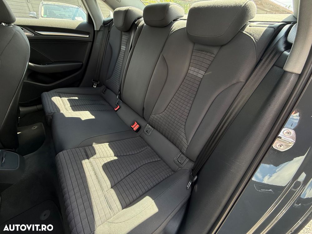 Audi A3 2.0 TDI ack S tronic S line Sportpaket - 10