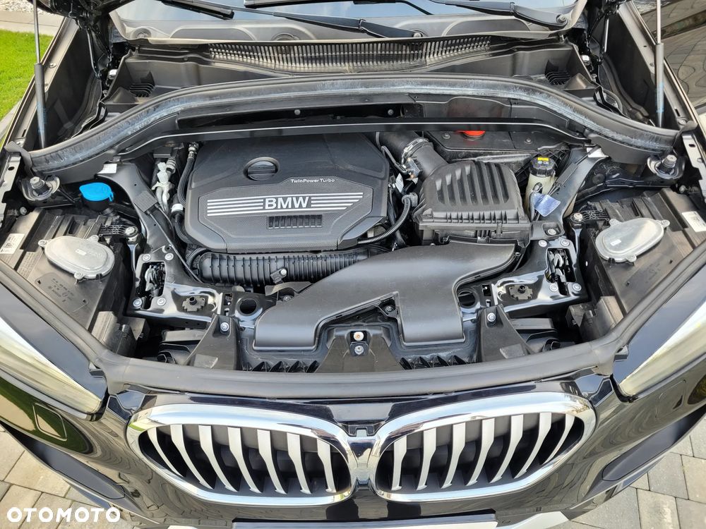 BMW X1 sDrive20i Sport Line - 28