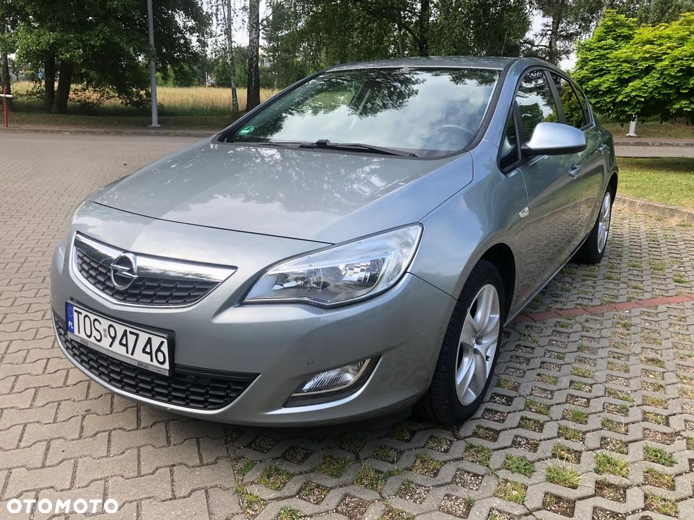 Opel Astra 1.4 Turbo - 1