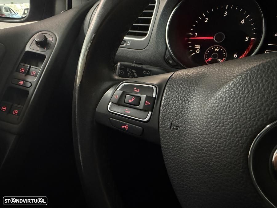 VW Golf 2.0 TDi Confortline - 17