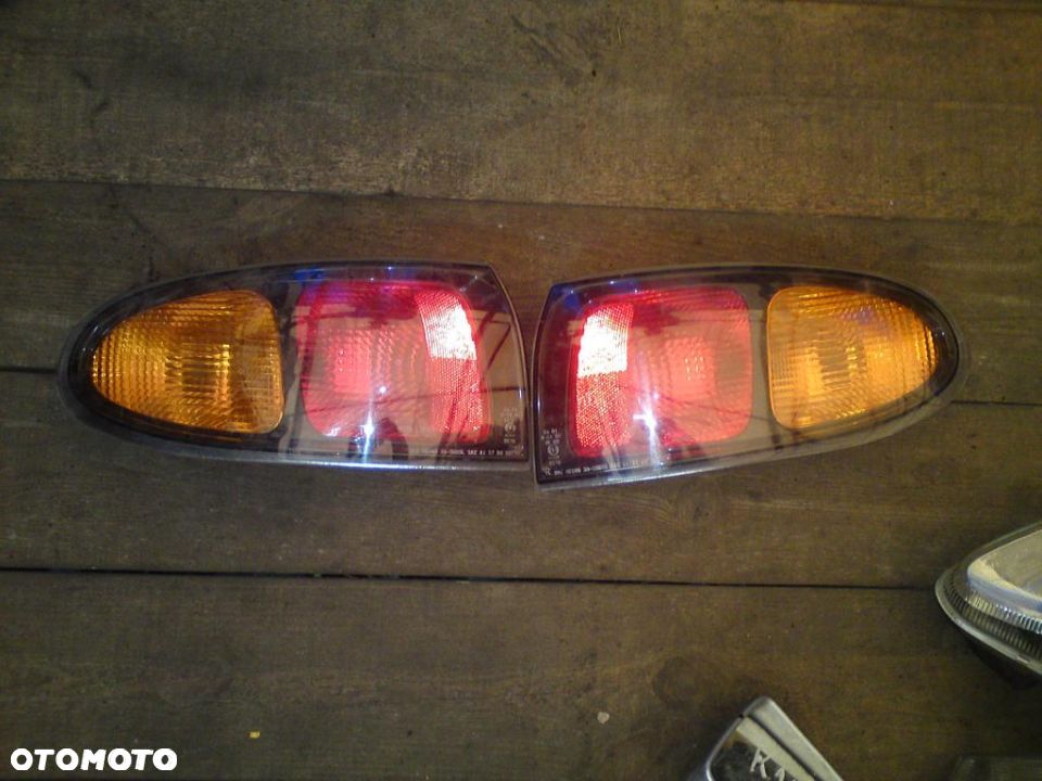 LAMPA TYLNA LANOS HB - 1