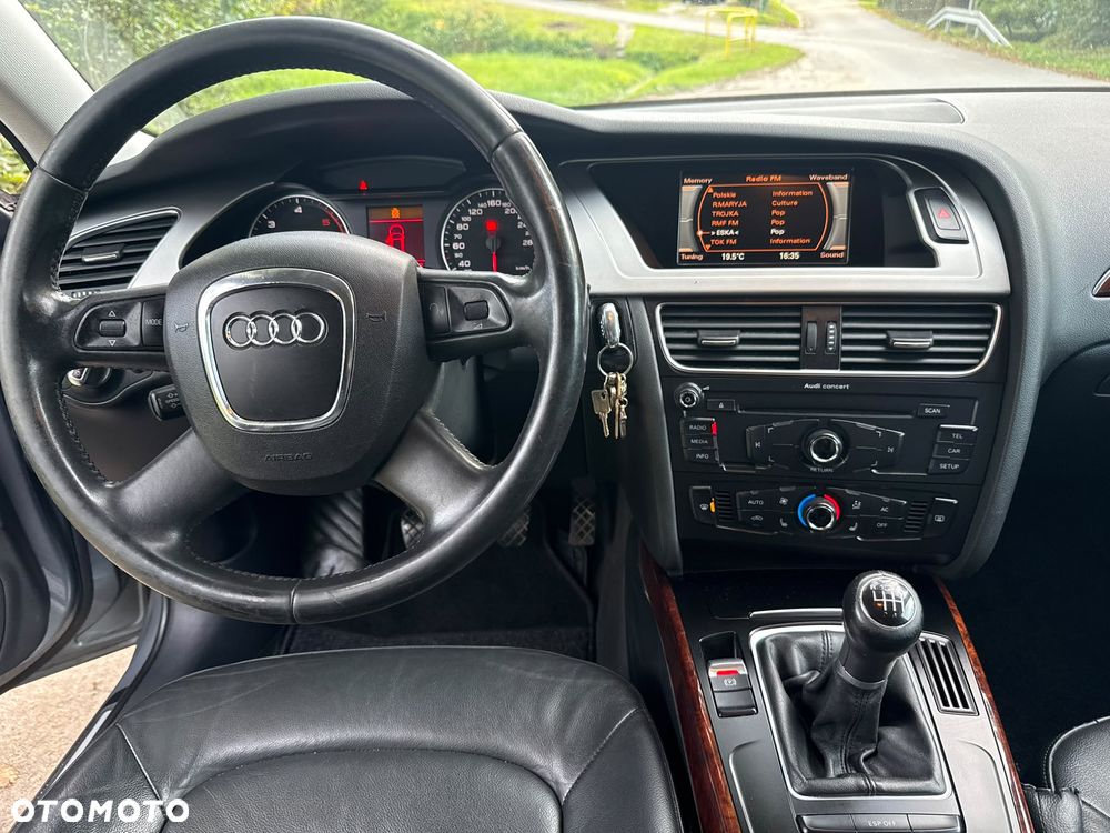 Audi A4 Avant - 8