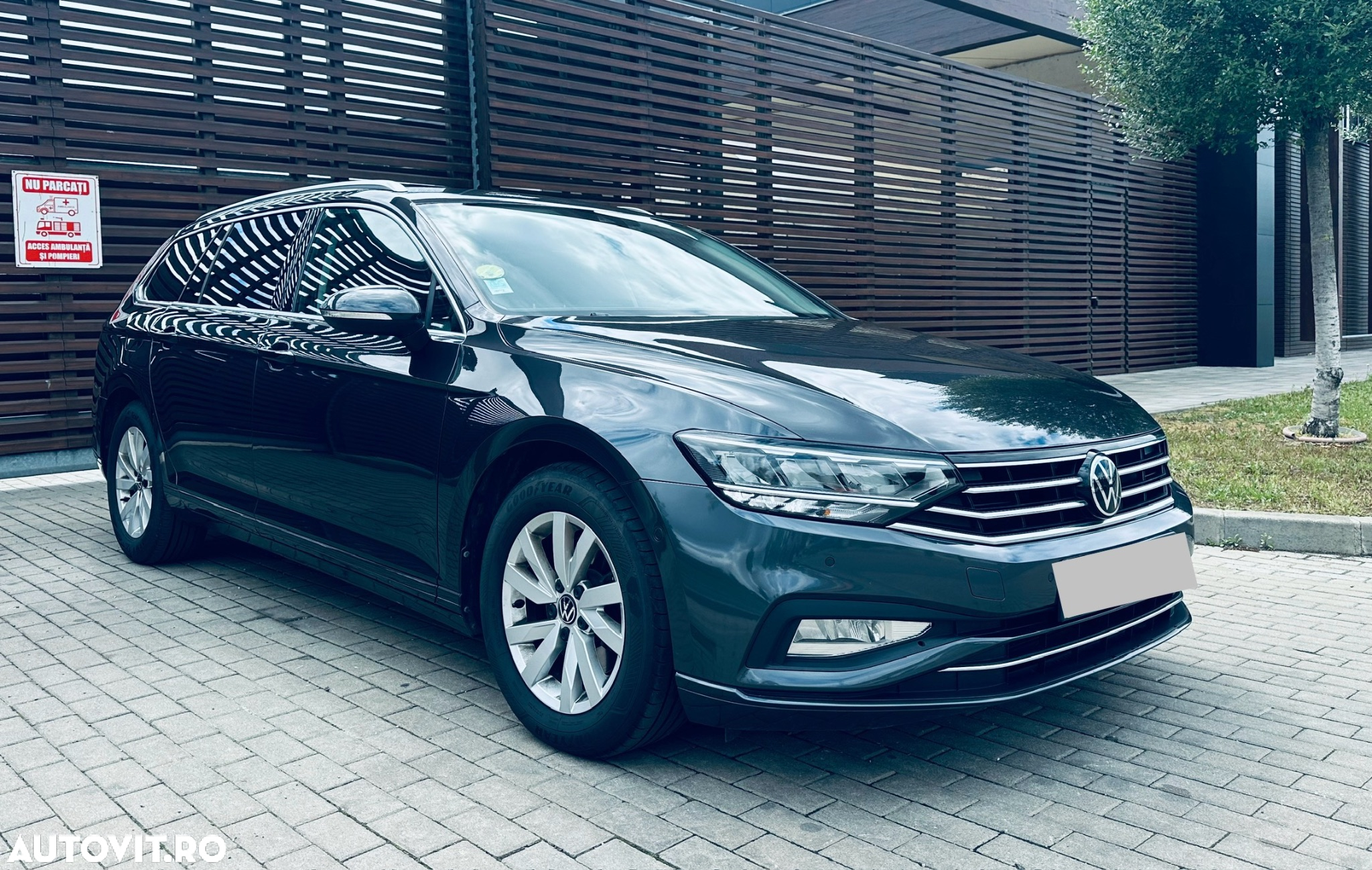 Volkswagen Passat Variant 2.0 TDI DSG Business - 12
