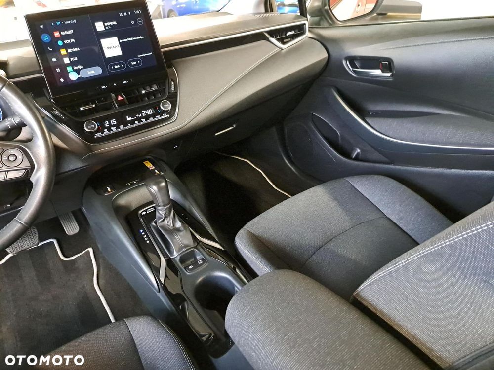 Toyota Corolla 1.8 Hybrid Comfort - 22