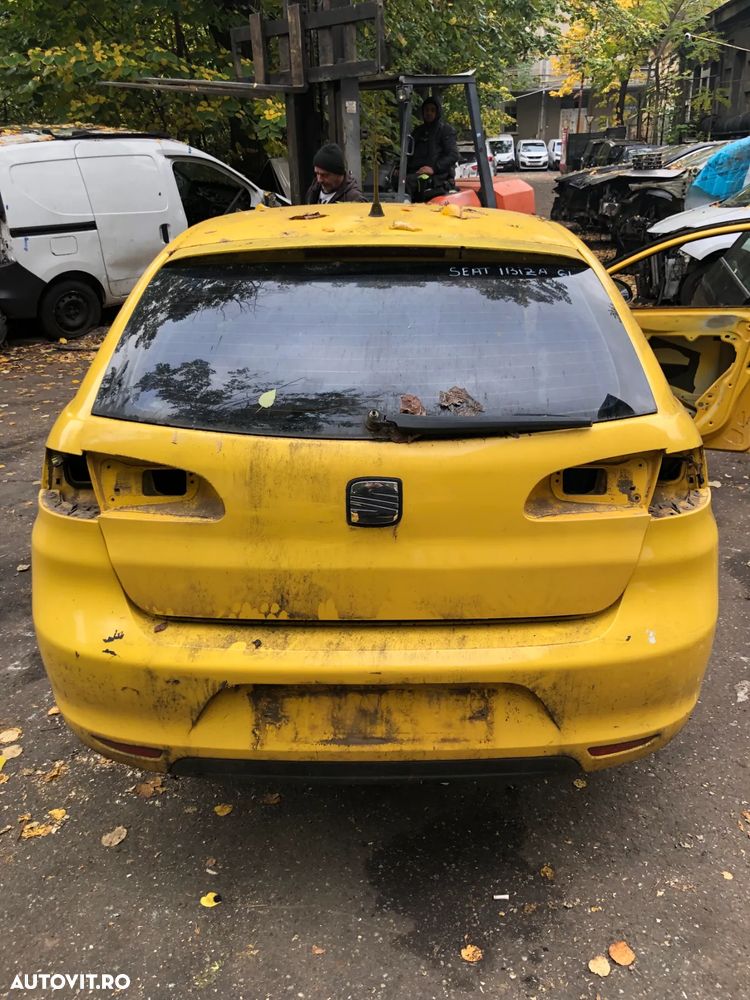 Haion portbagaj spate Seat Ibiza 6L galben 2007