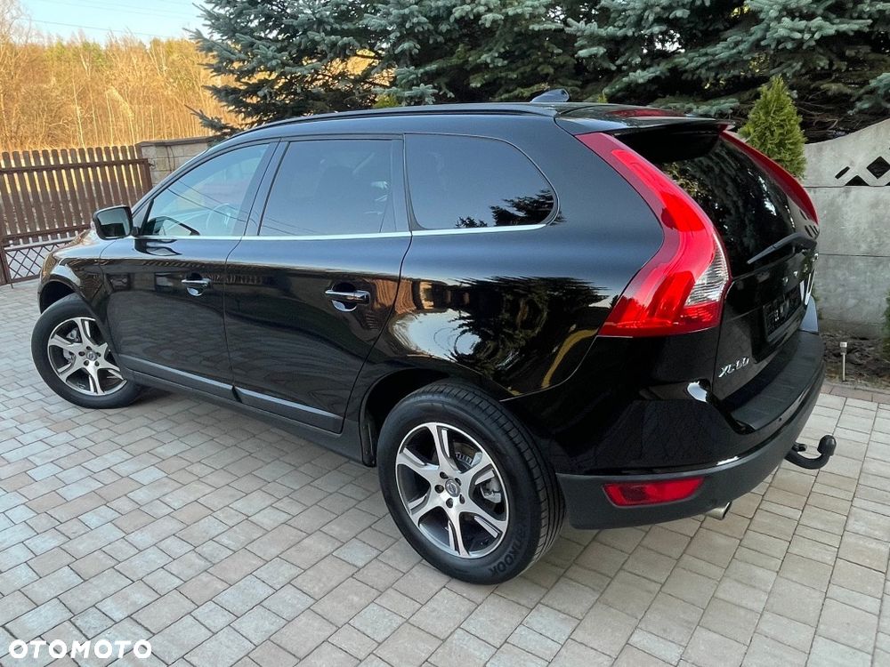 Volvo XC 60 D3 AWD R Design - 10
