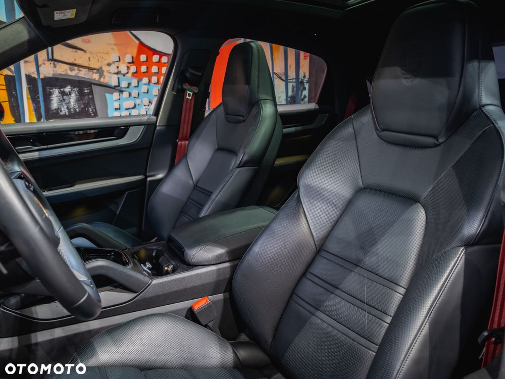 Porsche Cayenne Coupe - 8